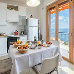 Appartement Bouganville Costarainera